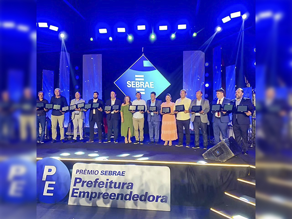 MUNICÍPIO DE IBIAPINA É PREMIADO PELO SEBRAE